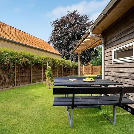 1 Bedroom Cozy In Vaeggerlose Tatil Evi