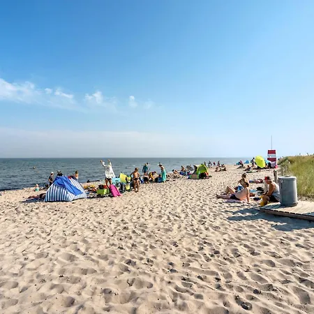 1 Bedroom Cozy In Vaeggerlose Casa de Férias Bøtø By