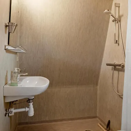 Casa de Férias 1 Bedroom Cozy In Vaeggerlose Bøtø By