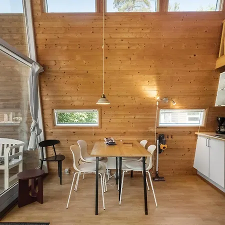 1 Bedroom Cozy In Vaeggerlose Tatil Evi